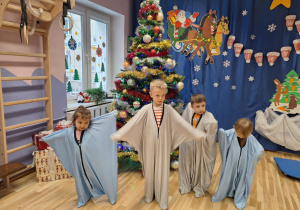 dzieci w workach duszkach